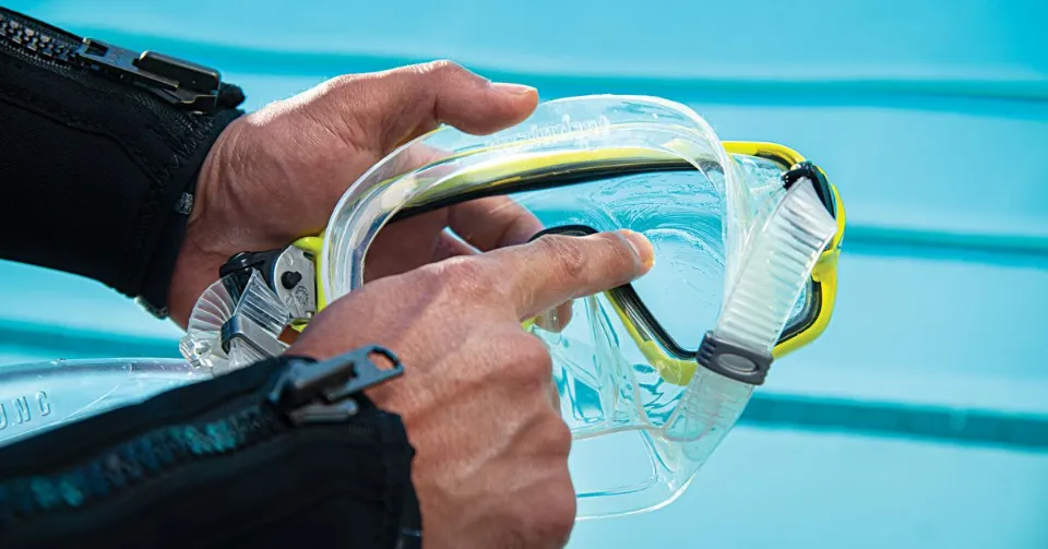 The Best Way to Clean Your New Dive Mask | Scuba Diving