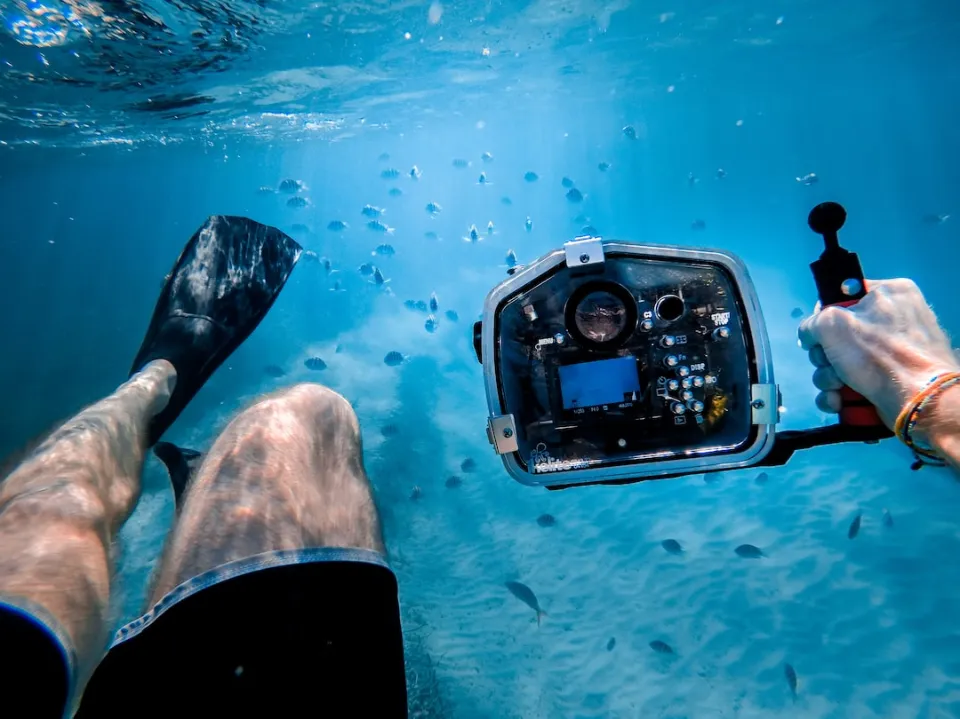 Paralenz Dive Camera Review 2023 - Is It Worth It?