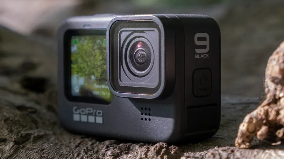 Is GoPros Waterproof Without a Case? (2023 Guide)